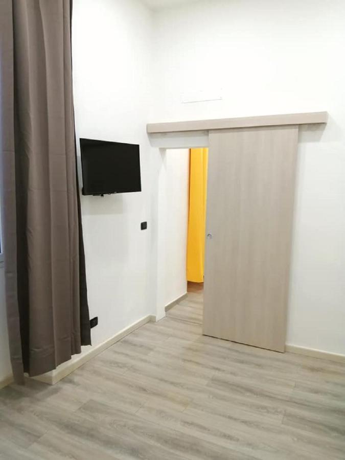 Appartamento Nuovo A 1 Minuto Dal Porto Ливорно Екстериор снимка
